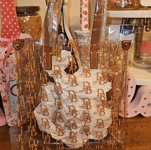 Dooney & Bourke Clear Tote Lunch Bag - Picture 3 of 4